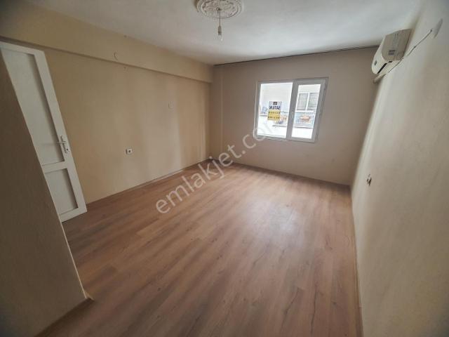 Bornova, İzmir içerisinde kiralık mülk
