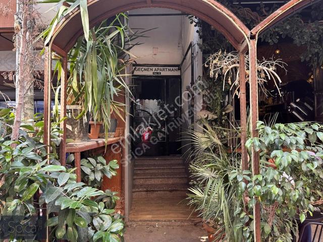 Bornova, İzmir içerisinde satılık mülk