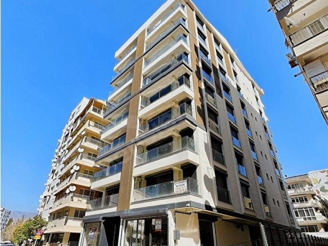 Bornova, İzmir içerisinde satılık mülk