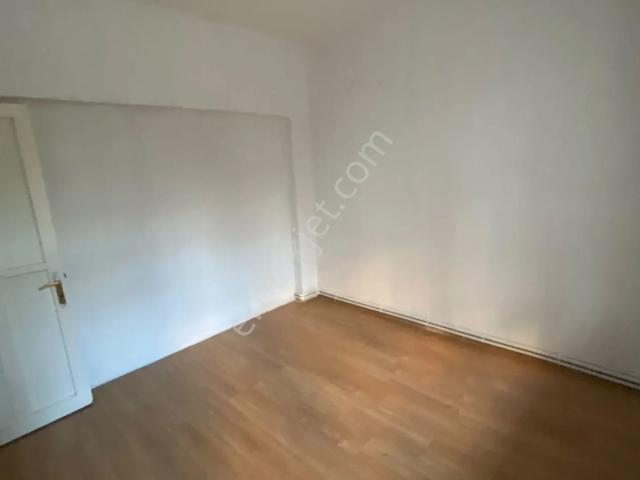 Erzene Mahallesi, Bornova içerisinde kiralık mülk