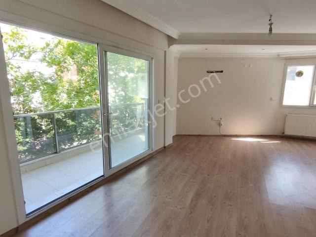 Bornova, İzmir içerisinde kiralık mülk
