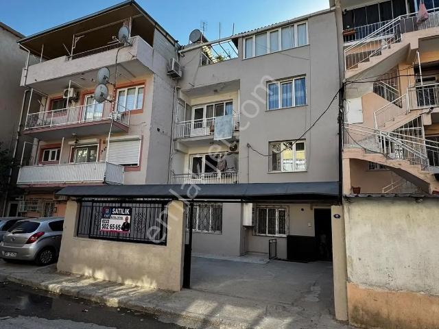 Mevlana Mahallesi, Bornova içerisinde satılık Villa