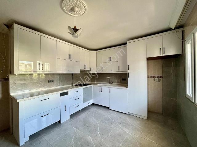 Bornova, İzmir içerisinde kiralık mülk