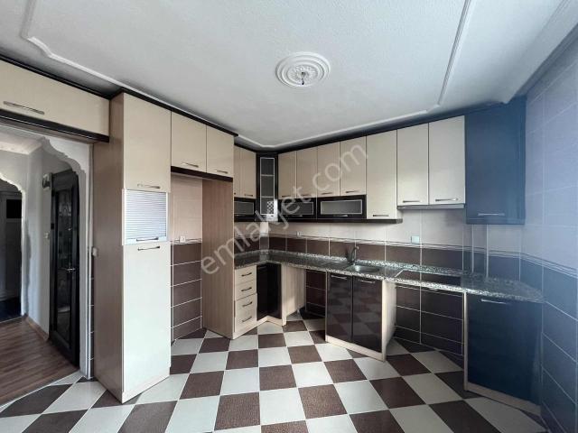 Bornova, İzmir içerisinde kiralık mülk