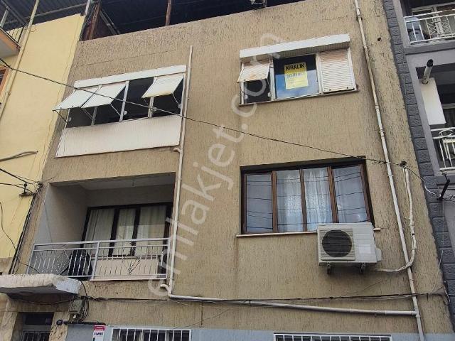 Bornova, İzmir içerisinde satılık mülk