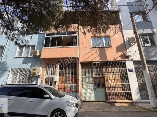 Bornova, İzmir içerisinde satılık Bina