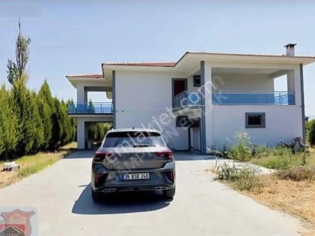 Bornova, İzmir içerisinde kiralık Villa