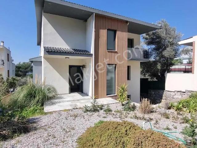 Bornova, İzmir içerisinde satılık Villa