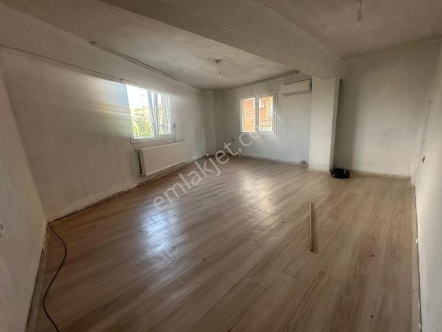 Bornova, İzmir içerisinde kiralık Villa