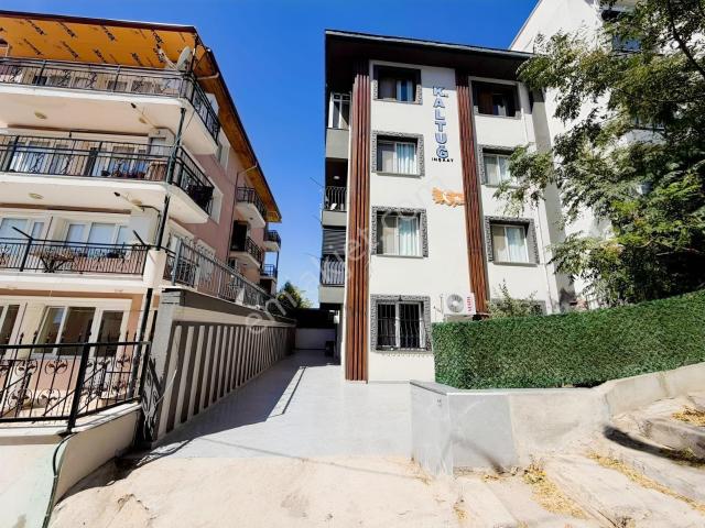 Bornova, İzmir içerisinde satılık mülk