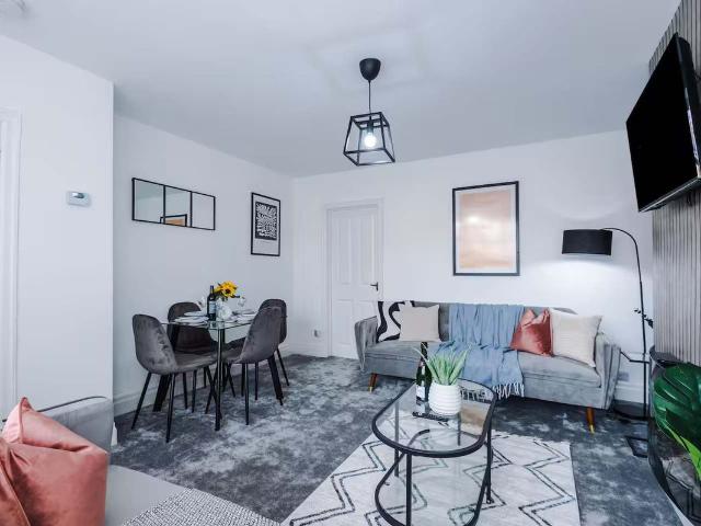 Apartment for rent in Greenheys, Greater Manchester
