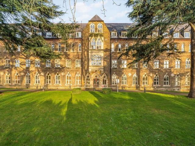 Apartment for rent in London Borough of Hounslow, Greater London