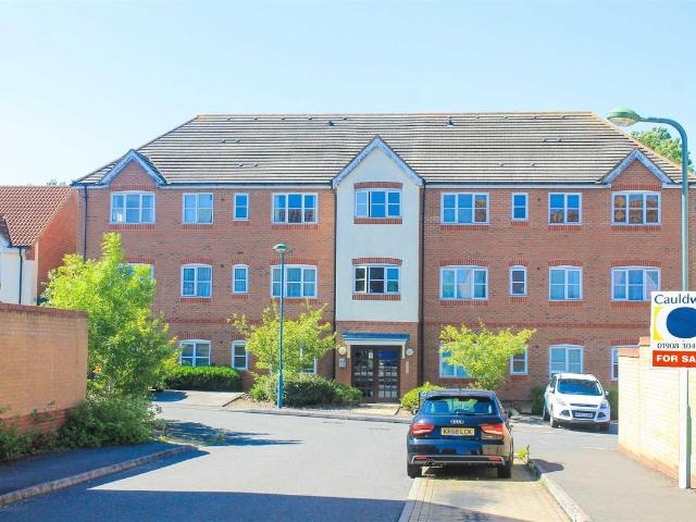 Apartment for rent in Oakhill, Shenley Church End