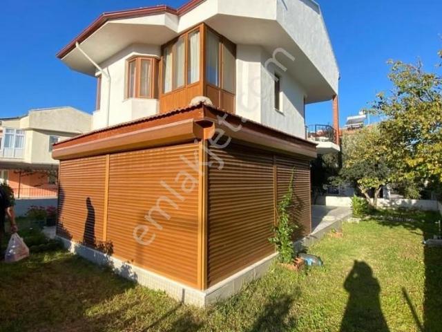 Dikili, İzmir içerisinde kiralık Villa