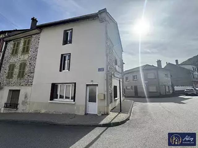 Maison vente à Bort-les-Orgues, Corrèze