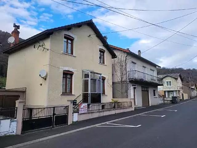 Maison vente à Ussel, Bort-les-orgues