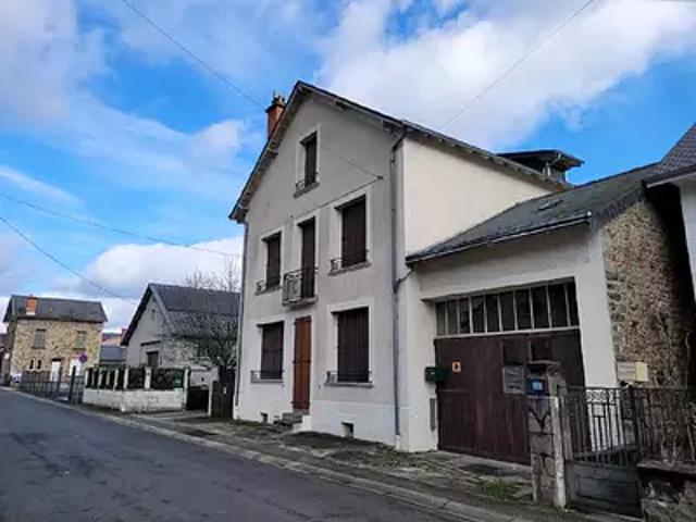 Maison vente à Ussel, Bort-les-orgues
