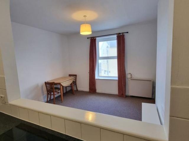 Apartment for rent in Borth
