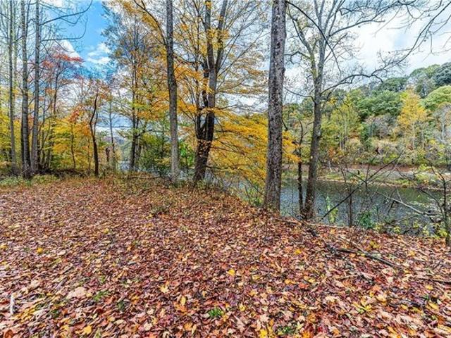 Farm for sale in Lake Lynn, Pennsylvania