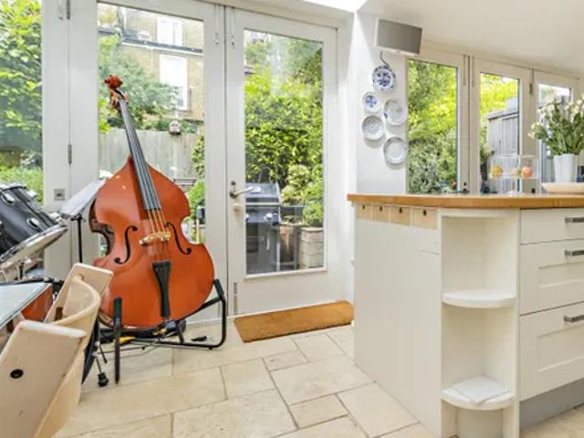 House for rent in Dartmouth Park, Isle Of Man