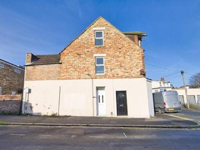House for sale in Folkestone