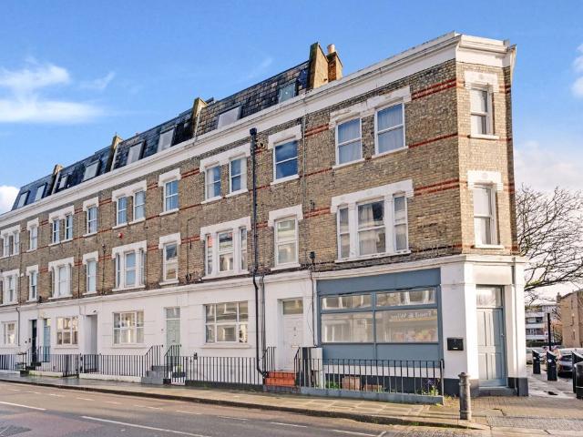 Studio for rent in Shepherd's Bush, Greater London
