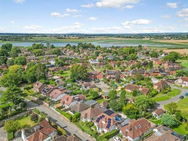 House for sale in Littlecote, West Sussex
