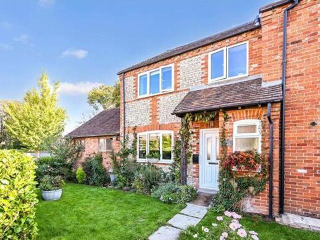 House for sale in Littlecote, West Sussex