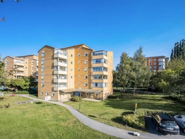 Bostadsrätt till salu i Bro, Stockholm