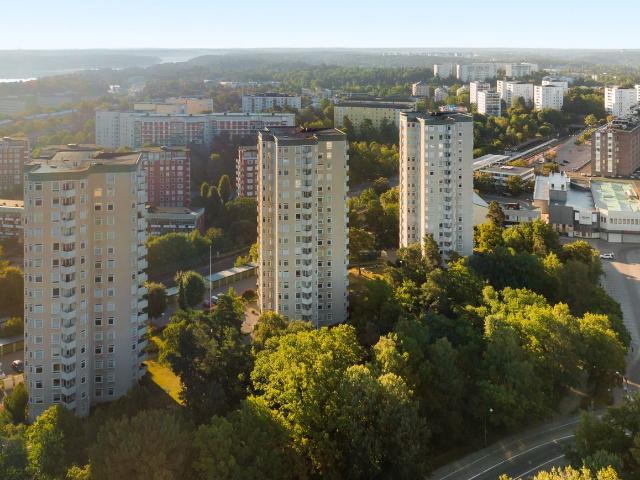 Bostadsrätt till salu i Farsta, Botkyrka