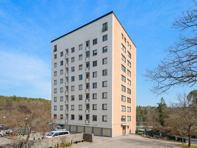 Bostadsrätt till salu i Botkyrka, Stockholm