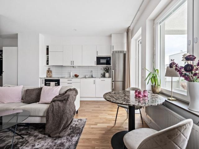 Bostadsrätt till salu i Botkyrka, Stockholm