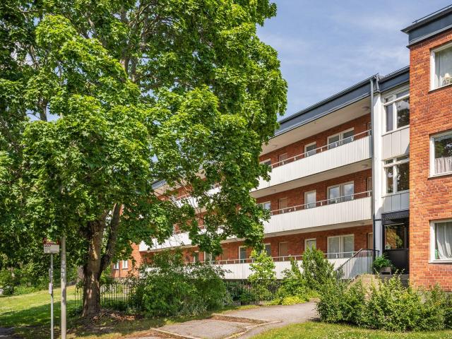 Bostadsrätt till salu i Botkyrka, Stockholm