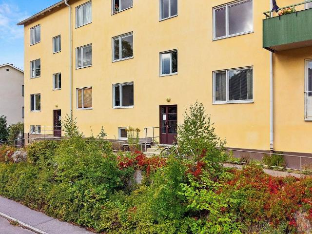 Bostadsrätt till salu i Botkyrka, Stockholm