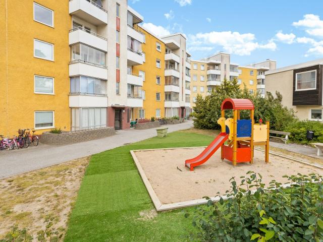 Bostadsrätt till salu i Botkyrka, Stockholm