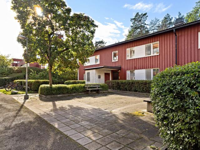 Bostadsrätt till salu i Botkyrka, Stockholm