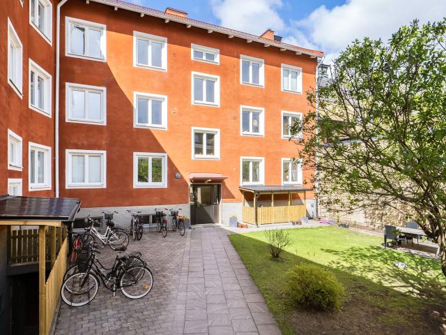 Bostadsrätt till salu i Kungsängen, Sala