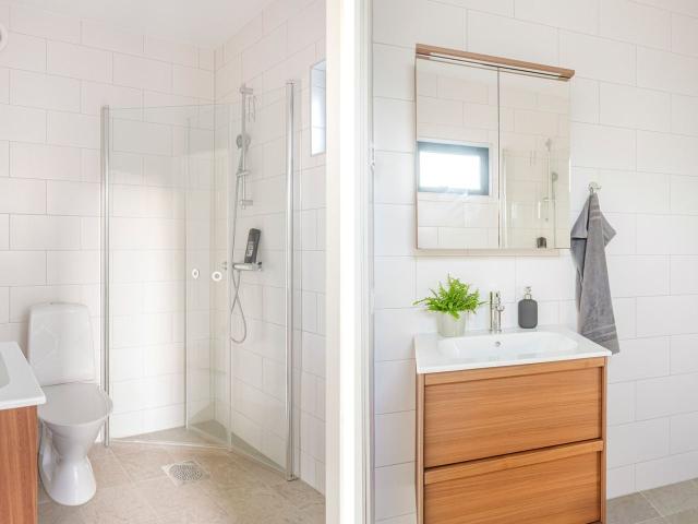 Bostadsrätt till salu i Rensättra, Boo