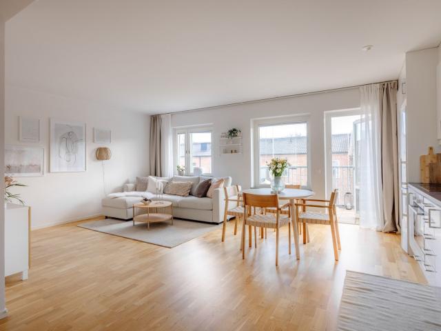 Bostadsrätt till salu i Häggvik, Sollentuna kommun