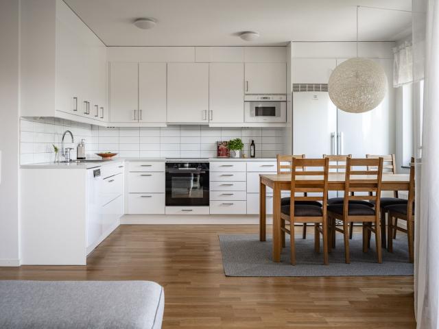 Bostadsrätt till salu i Häggvik, Stockholm