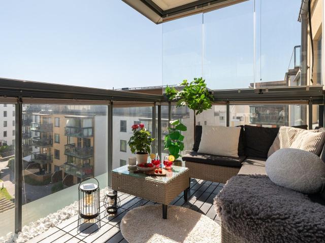 Bostadsrätt till salu i Solna, Stockholm