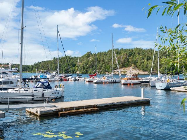 Bostadsrätt till salu i Botkyrka, Stockholm