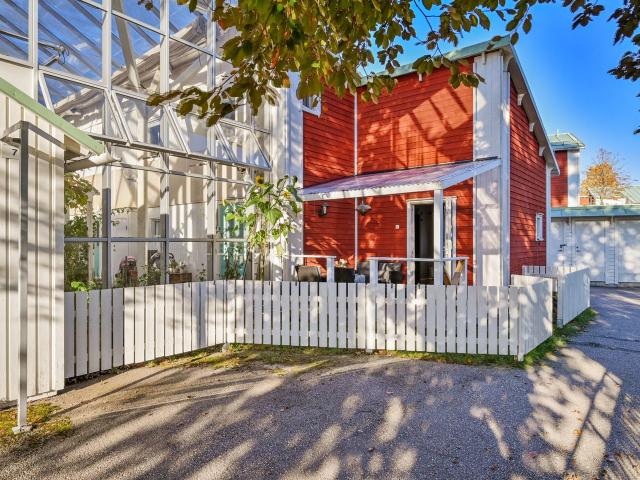 Bostadsrätt till salu i Upplands Väsby, Stockholm