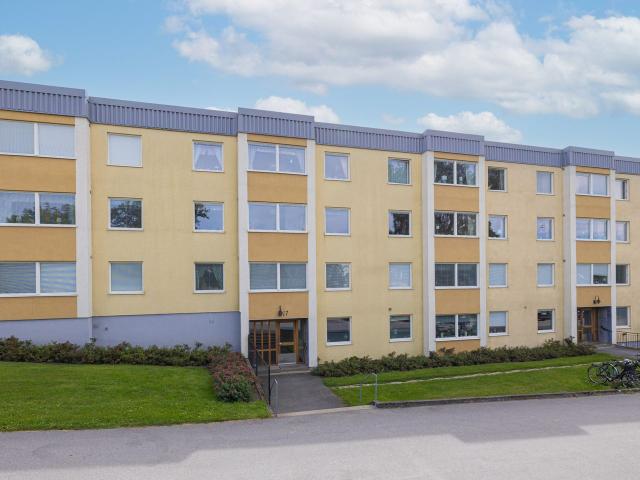 Bostadsrätt till salu i Upplands Väsby, Stockholm