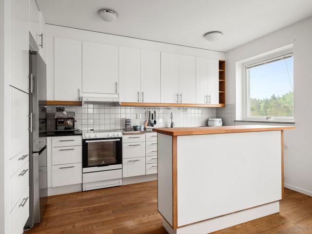Bostadsrätt till salu i Hässelby-Vällingby, Stockholm
