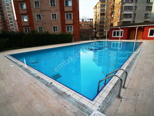 Kadiköy, İstanbul içerisinde kiralık Residence