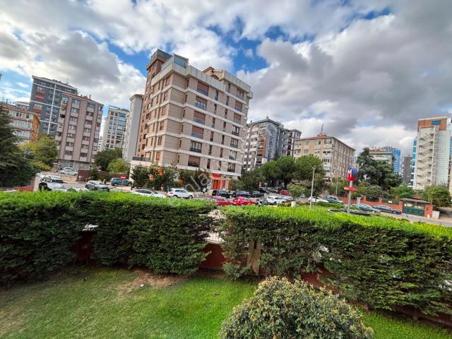 Kadiköy, İstanbul içerisinde satılık mülk