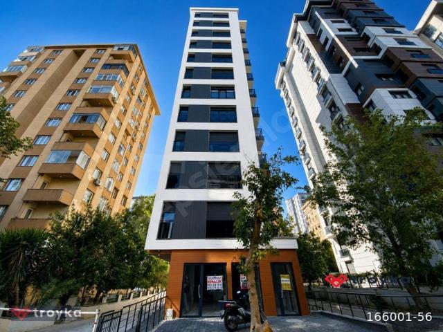Şenesenevler, Kadıköy içerisinde satılık mülk