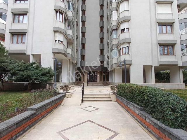Kadiköy, İstanbul içerisinde satılık mülk