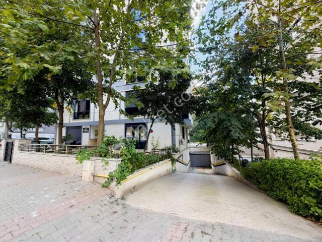 Şenesenevler, Kadıköy içerisinde kiralık mülk